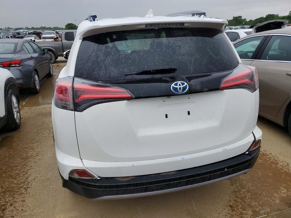 2018 TOYOTA RAV4 HYBRID LE 6
