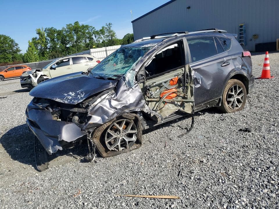 2017 TOYOTA RAV4 SE SE - 1