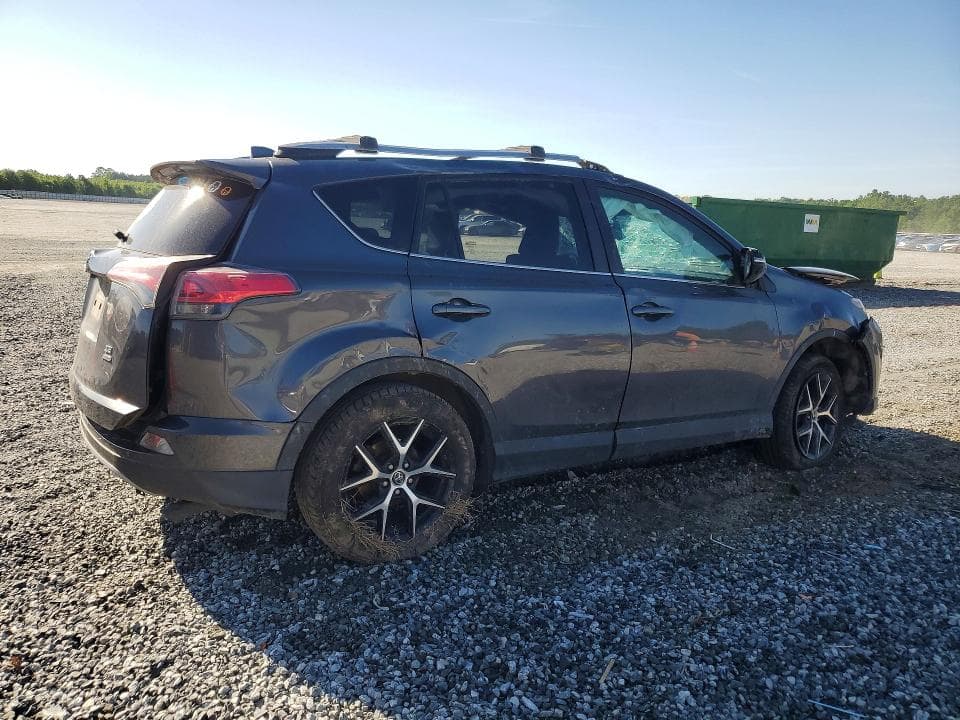 2017 TOYOTA RAV4 SE SE 3