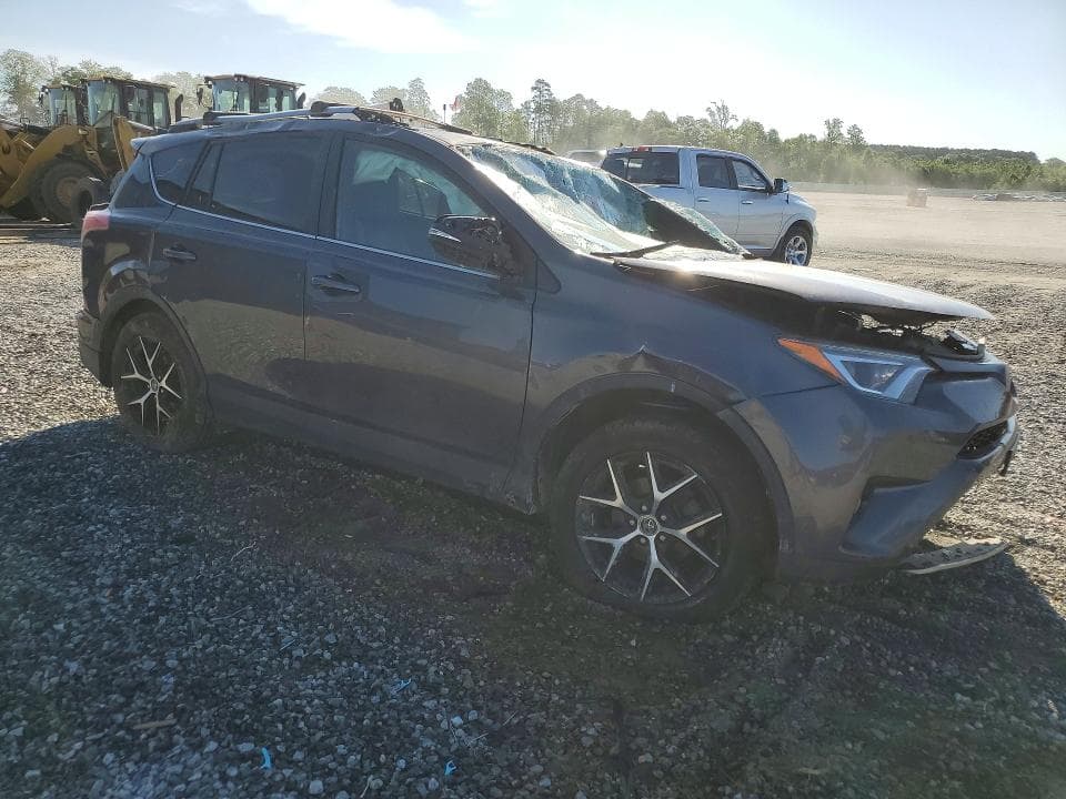 2017 TOYOTA RAV4 SE SE 4