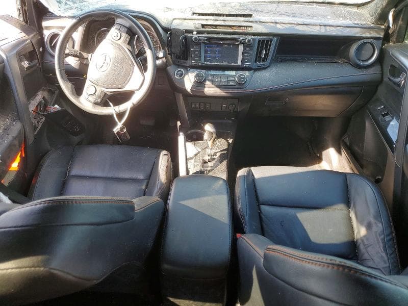 2017 TOYOTA RAV4 SE SE 8