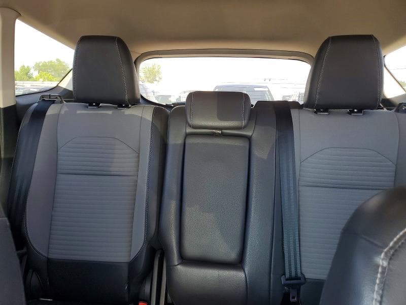 2019 FORD ESCAPE SE SE 10