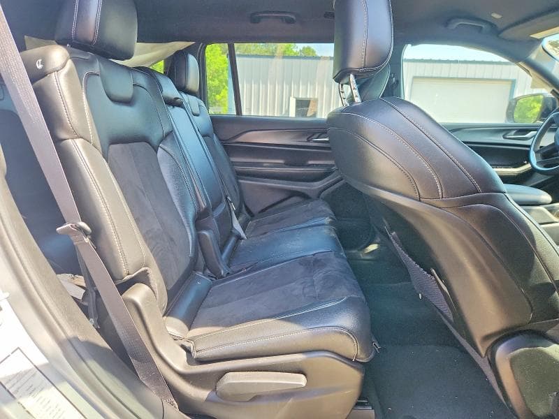 2024 JEEP GRAND CHEROKEE L LAREDO 11