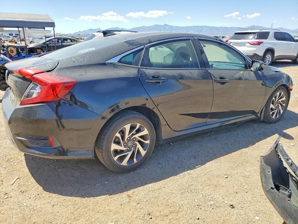 2017 HONDA CIVIC EX 3