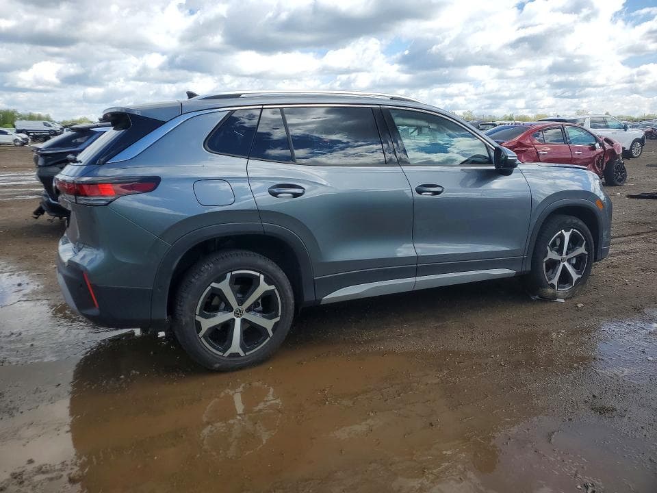 2026 VOLKSWAGEN TIGUAN SE SE 3