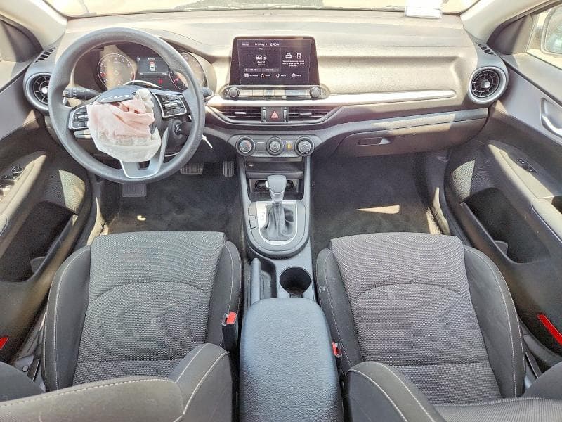 2023 KIA FORTE FE/LXS 8