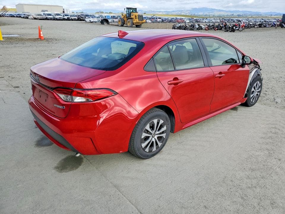 2021 TOYOTA COROLLA LE 3