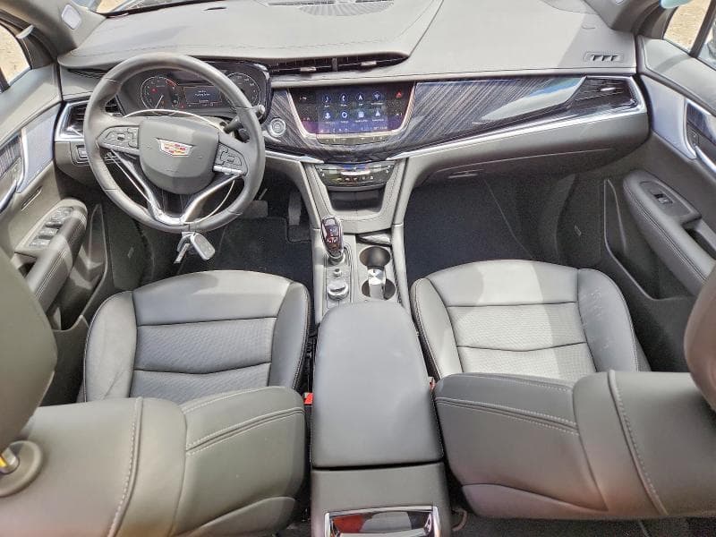 2025 CADILLAC XT6 PREMIUM LUXURY 8