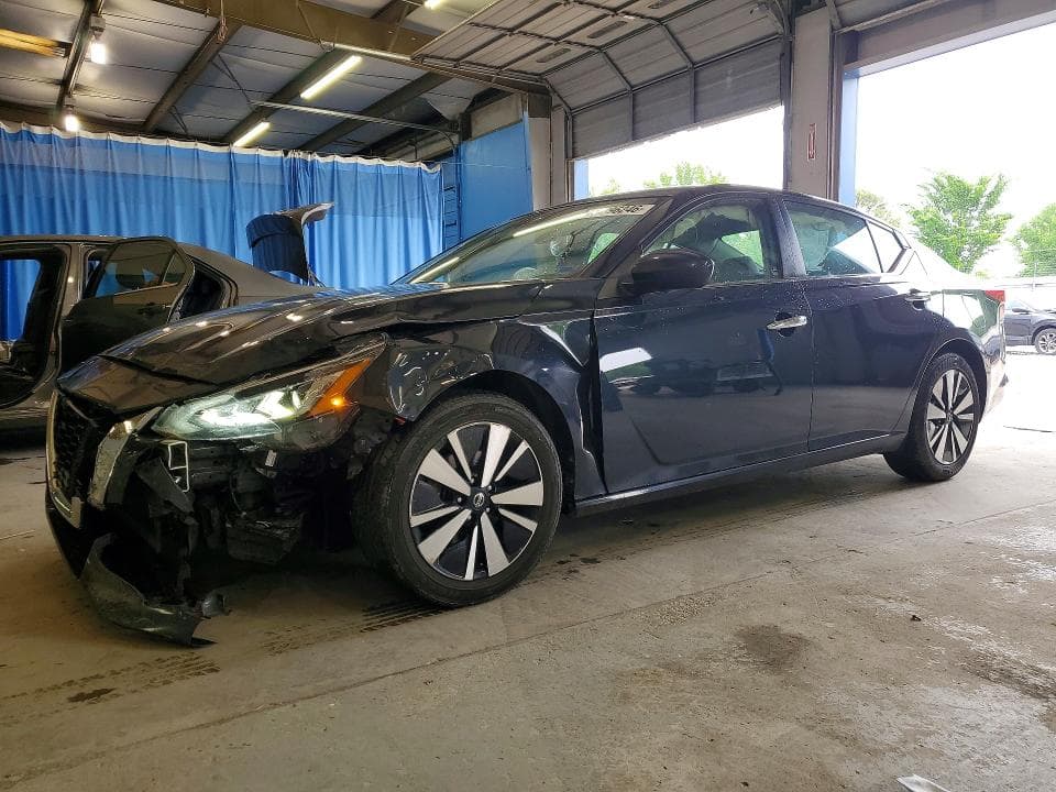 2022 NISSAN ALTIMA SV 1