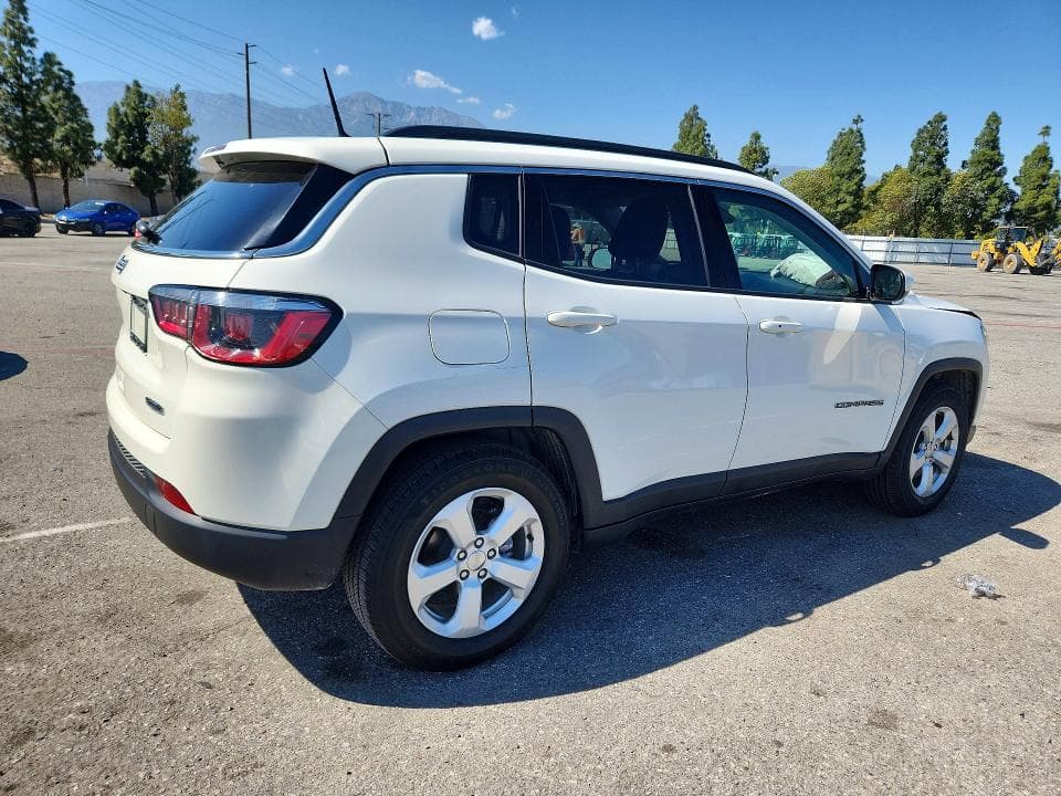 2018 JEEP COMPASS LATITUDE 3