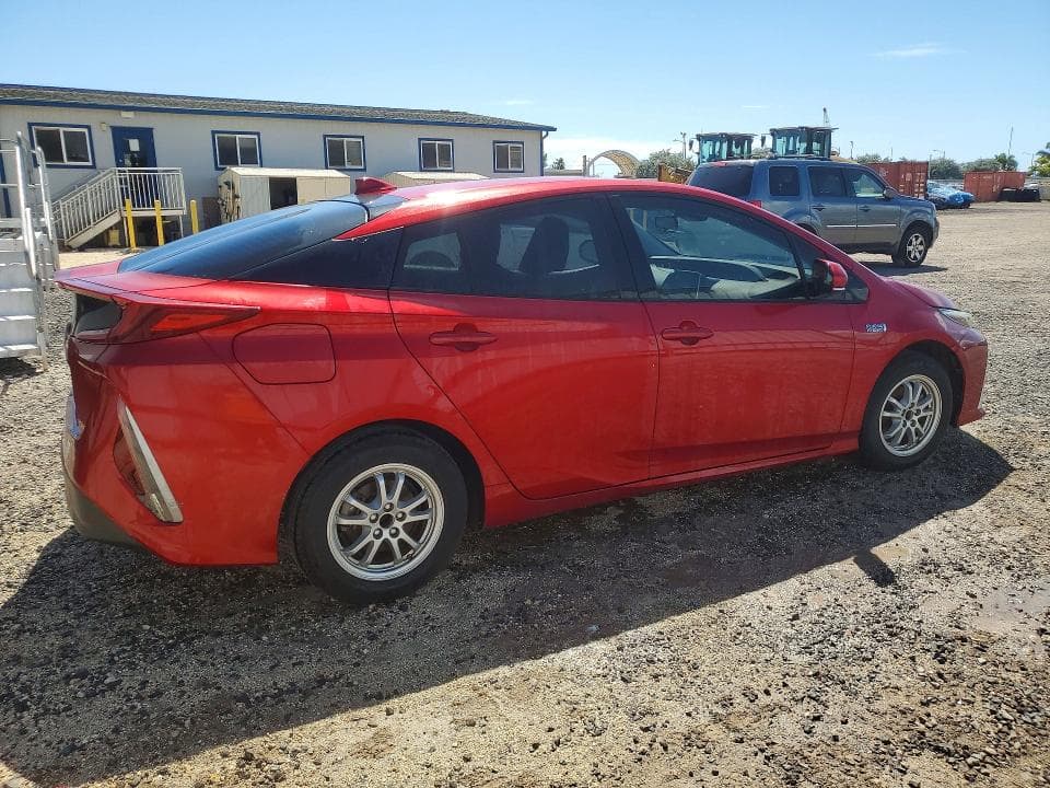 2018 TOYOTA PRIUS 3