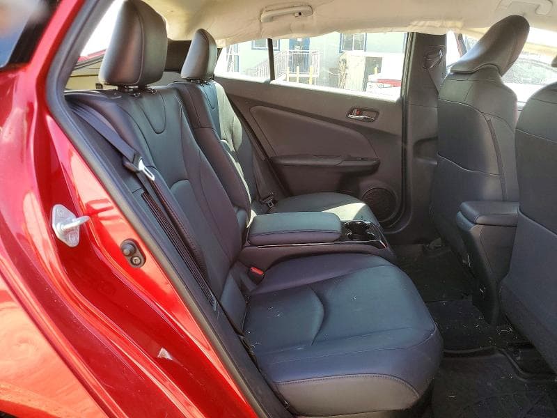 2018 TOYOTA PRIUS 10