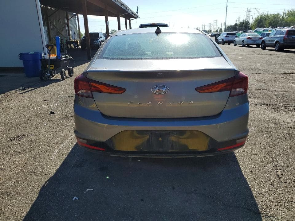 2019 HYUNDAI ELANTRA SEL 6