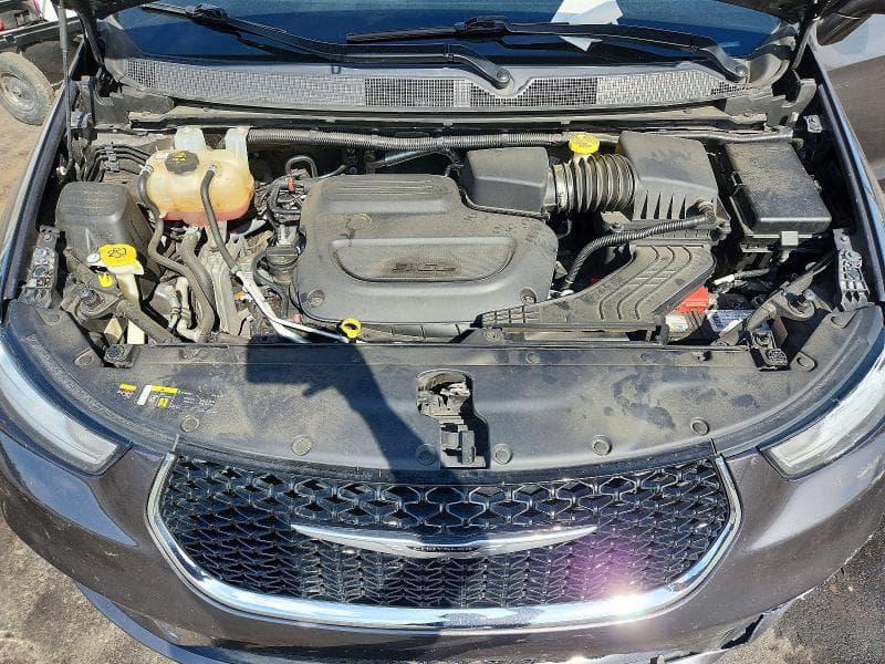2022 CHRYSLER PACIFICA TOURING L 12