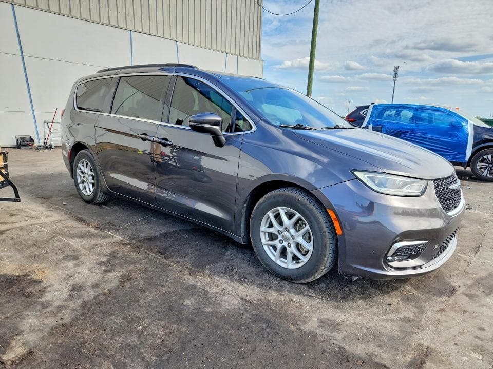 2022 CHRYSLER PACIFICA TOURING L 4