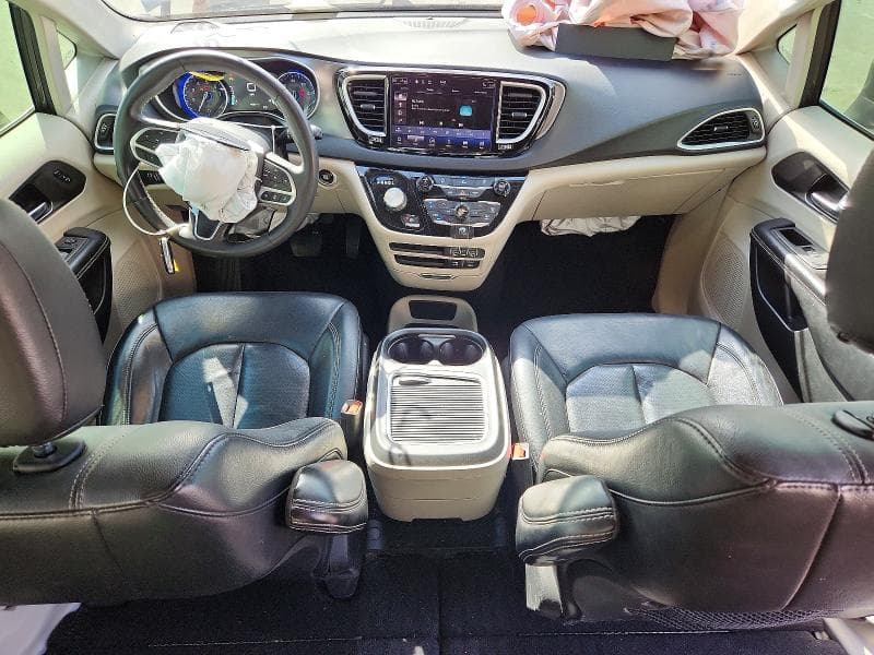 2022 CHRYSLER PACIFICA TOURING L 8