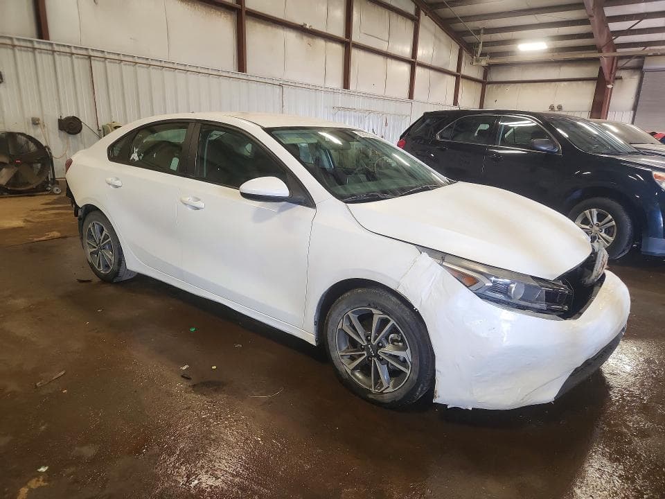 2024 KIA FORTE LXS 4
