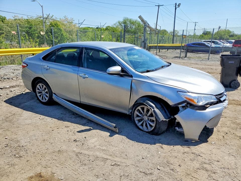 2017 TOYOTA CAMRY LE LE 4