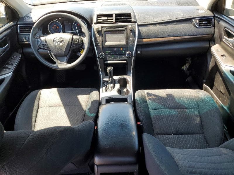 2017 TOYOTA CAMRY LE LE 8