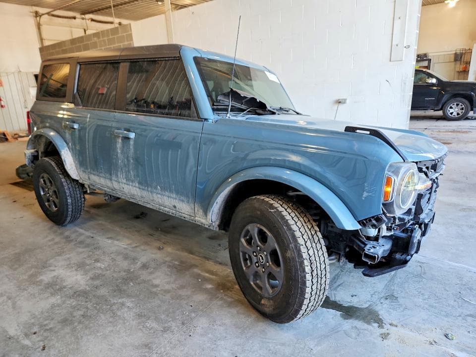 2023 FORD BRONCO BASE 4