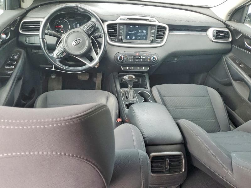 2018 KIA SORENTO LX 8