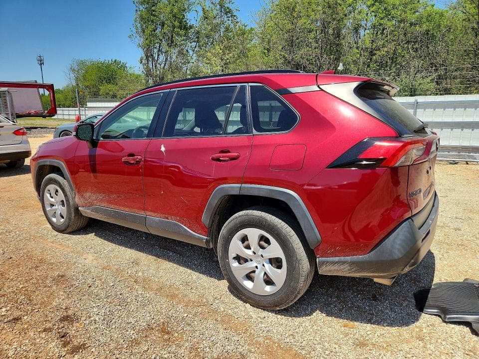 2019 TOYOTA RAV4 LE LE 2