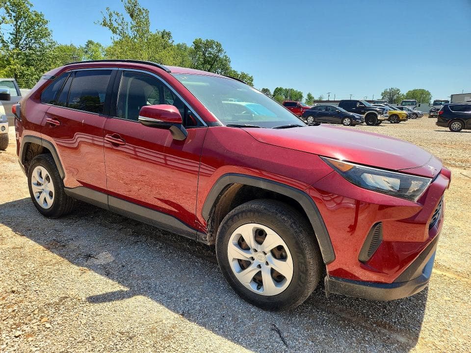 2019 TOYOTA RAV4 LE LE 4
