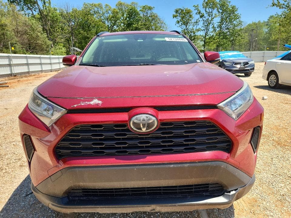 2019 TOYOTA RAV4 LE LE 5