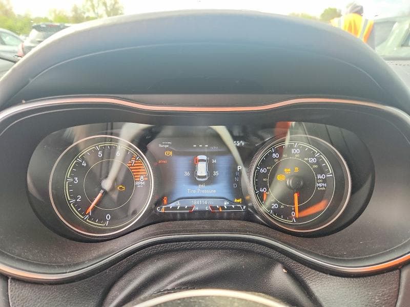 2019 JEEP CHEROKEE OVERLAND 9