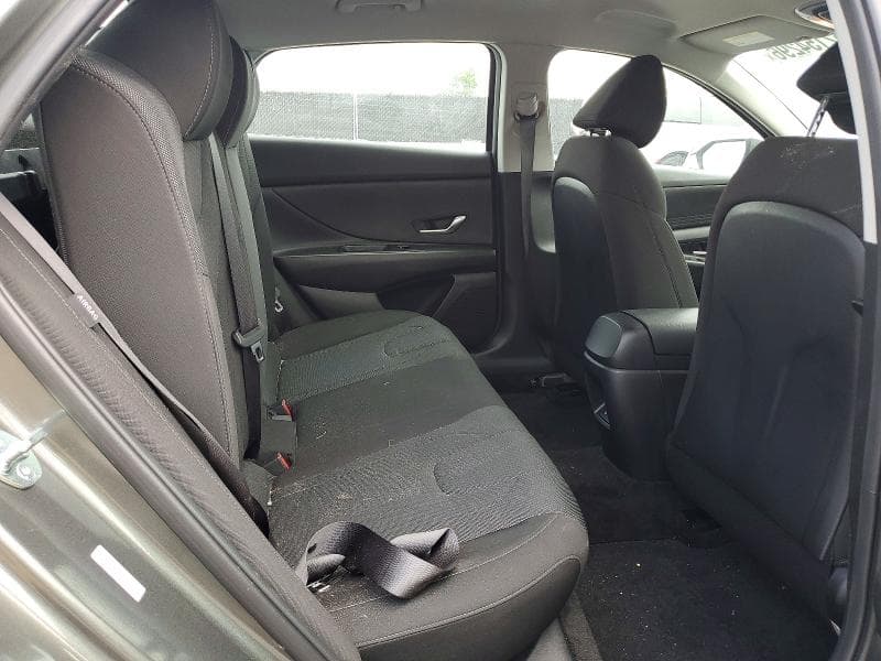 2025 HYUNDAI ELANTRA SE 10
