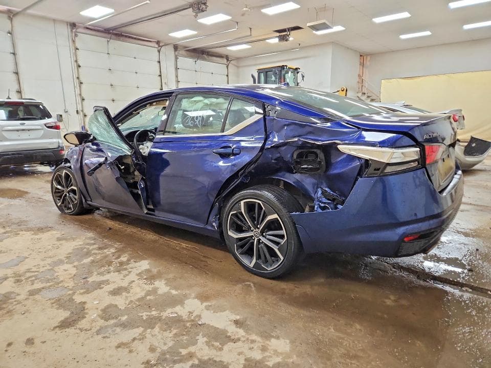 2024 NISSAN ALTIMA SR SR 2