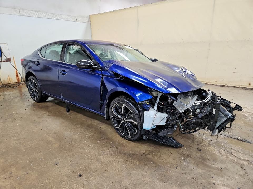 2024 NISSAN ALTIMA SR SR 4