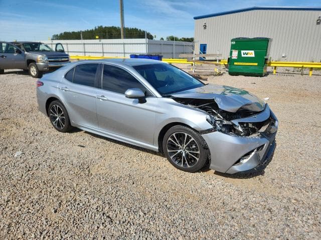 2018 TOYOTA CAMRY SE SE 4