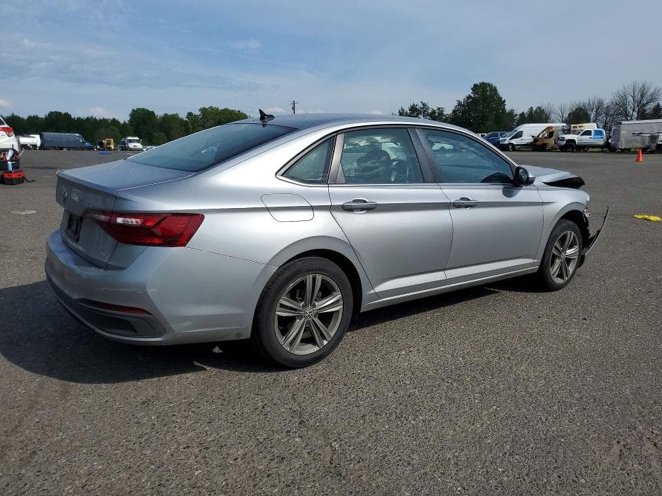 2022 VOLKSWAGEN JETTA SE 3