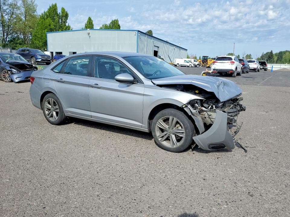 2022 VOLKSWAGEN JETTA SE 4