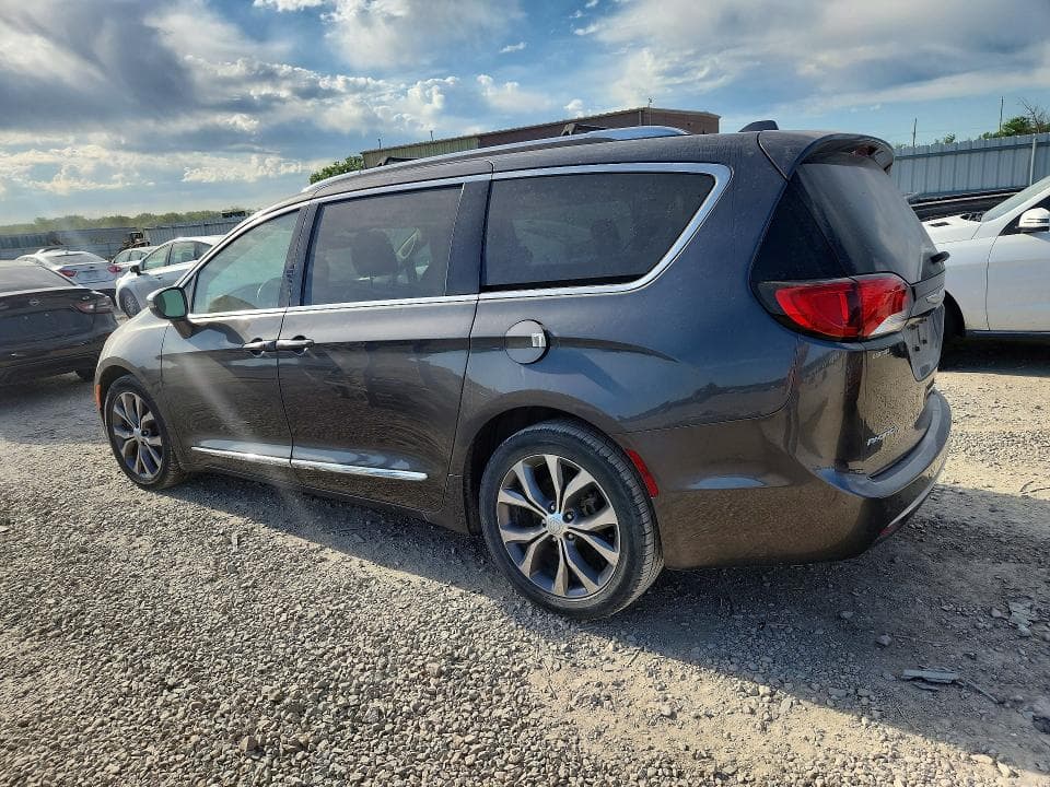 2017 CHRYSLER PACIFICA LIMITED LIMITED 2