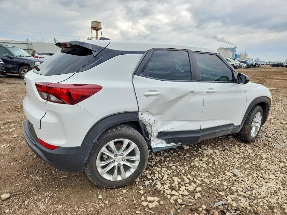 2023 CHEVROLET TRAILBLAZER LS 3