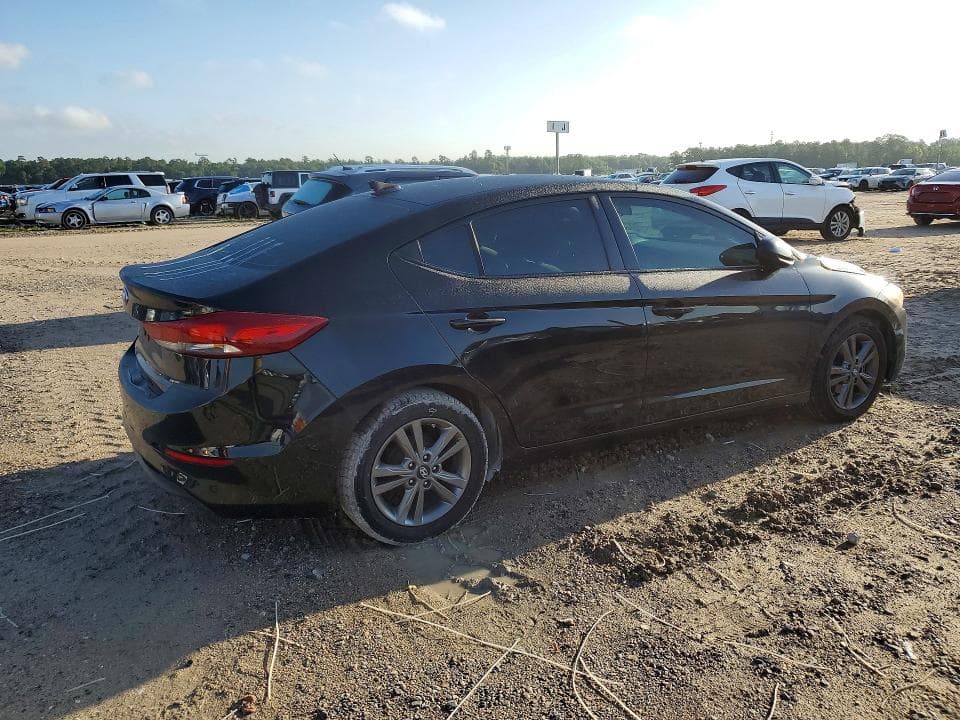 2017 HYUNDAI ELANTRA SE SE 3