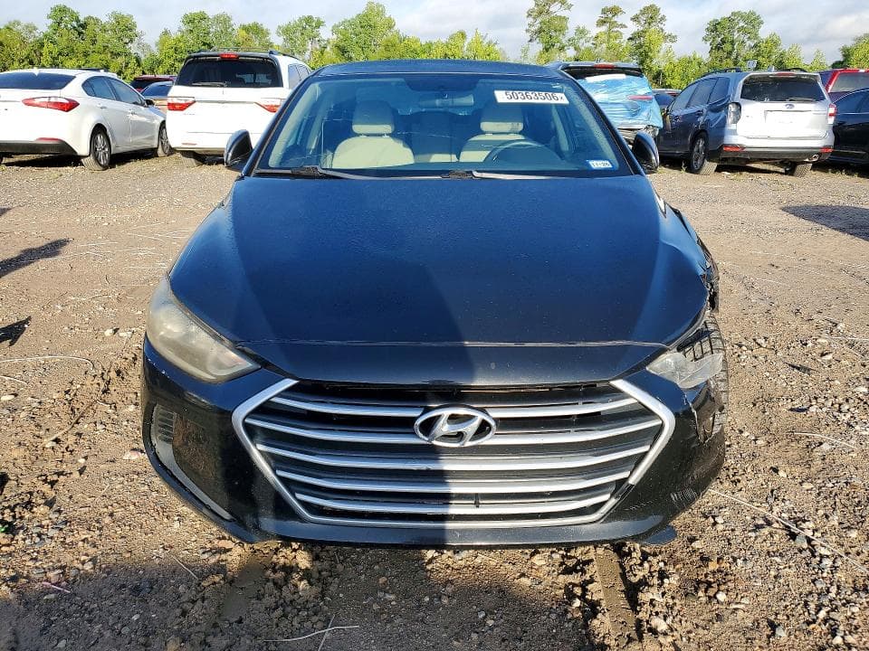 2017 HYUNDAI ELANTRA SE SE 5