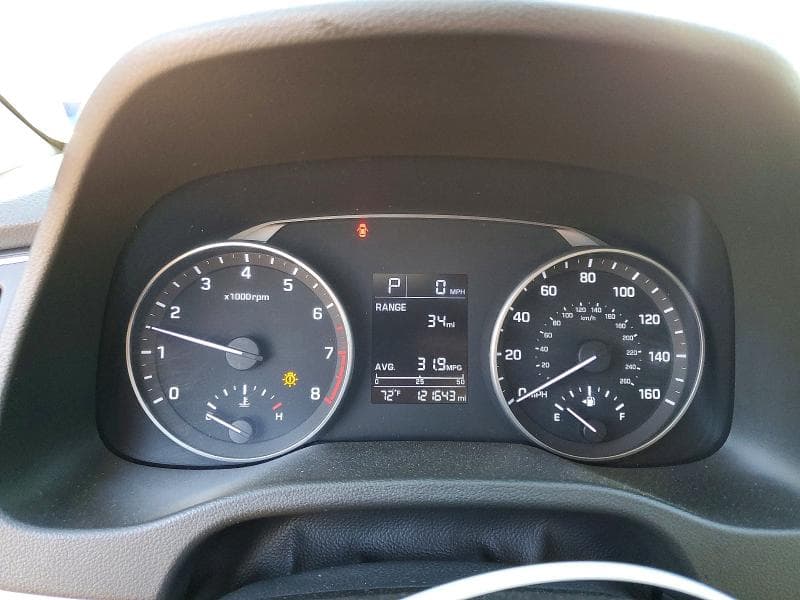2017 HYUNDAI ELANTRA SE SE 9