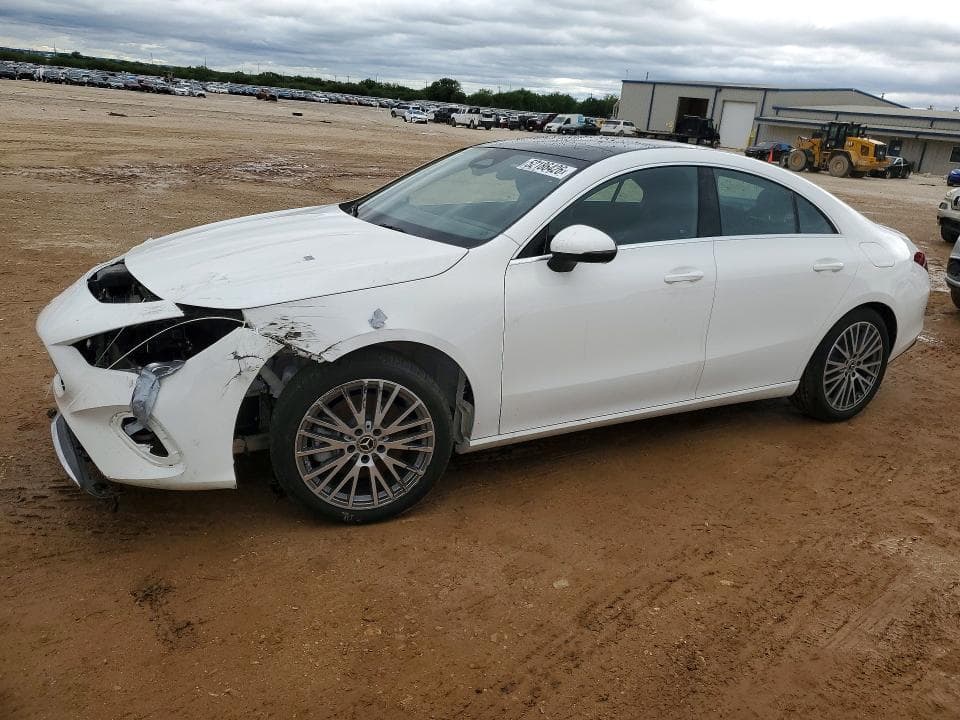2026 MERCEDES-BENZ CLA 250 - 1