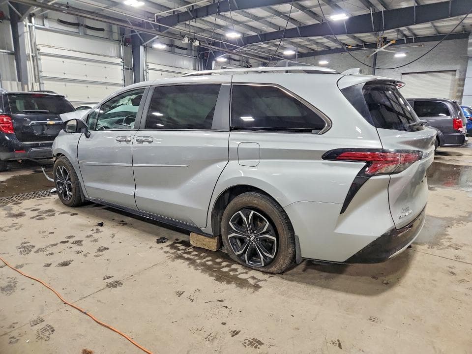 2025 TOYOTA SIENNA PLATINUM 7-PASSENGER PLATINUM 7-PASSENGER 2
