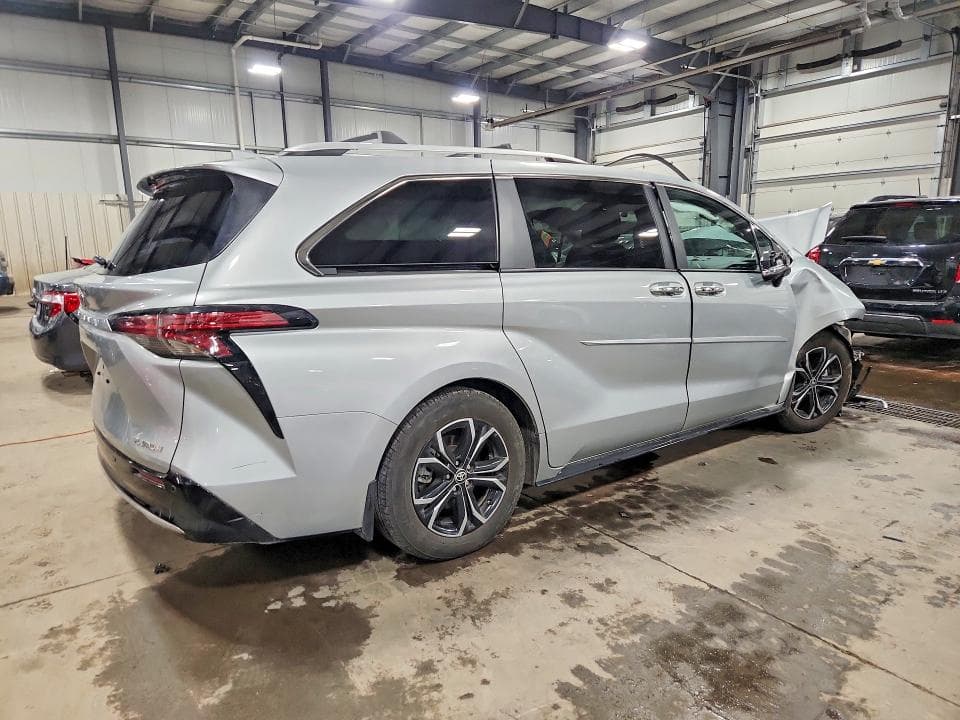 2025 TOYOTA SIENNA PLATINUM 7-PASSENGER PLATINUM 7-PASSENGER 3