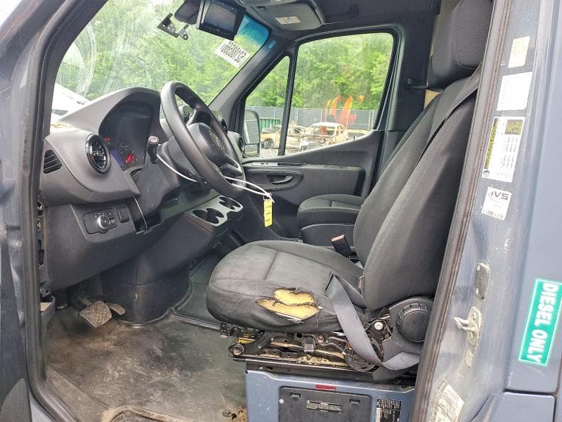 2019 MERCEDES-BENZ SPRINTER 2500 7