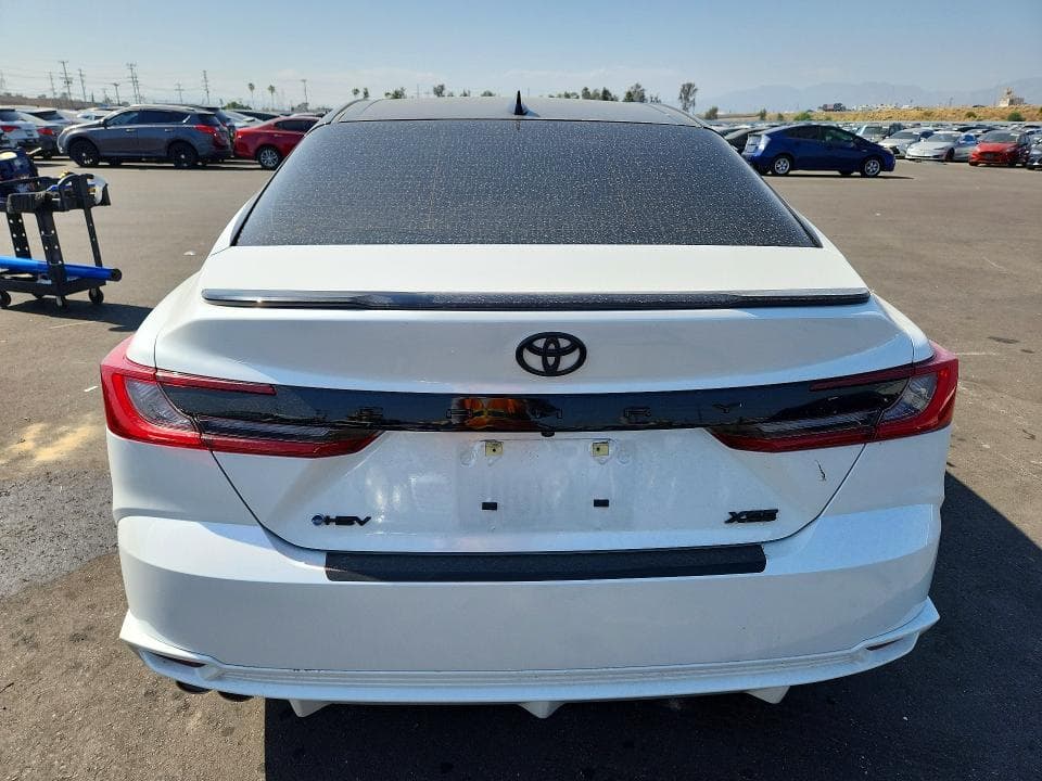 2025 TOYOTA CAMRY XSE 6