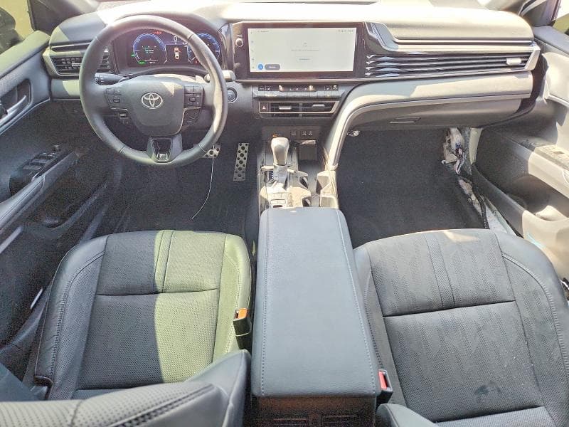 2025 TOYOTA CAMRY XSE 8