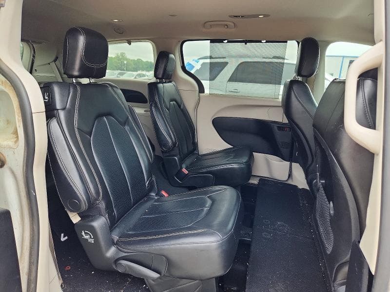 2020 CHRYSLER VOYAGER LXI LXI 10