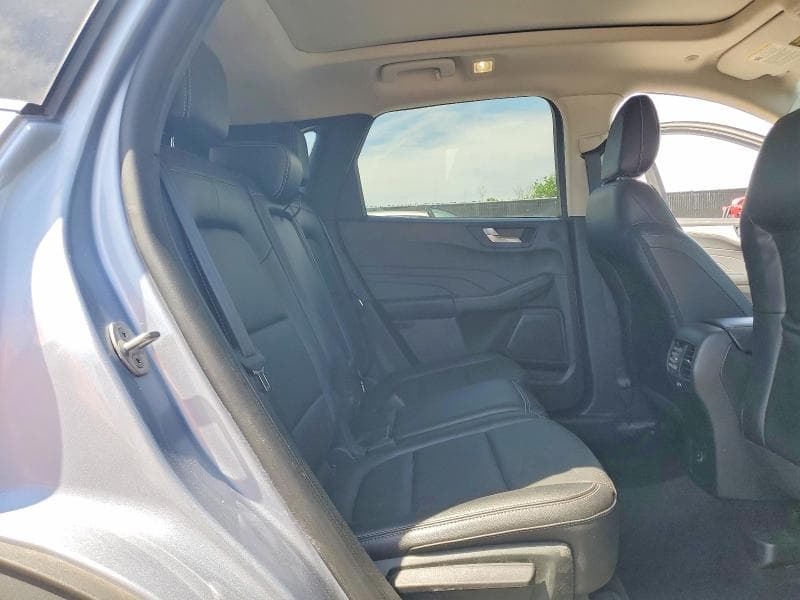 2022 FORD ESCAPE SEL 11