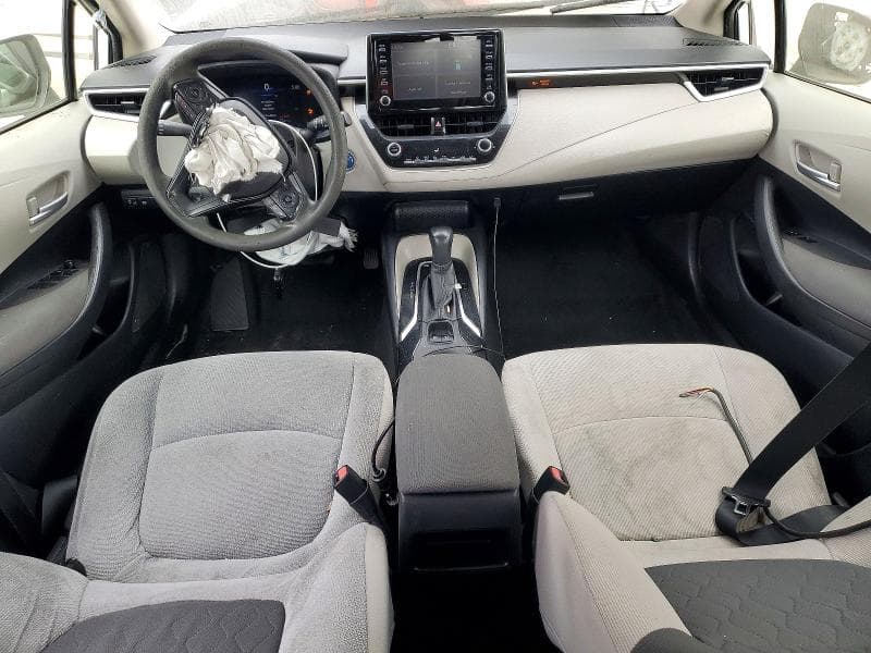 2020 TOYOTA COROLLA LE 8
