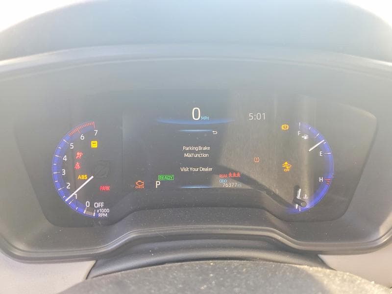 2020 TOYOTA COROLLA LE 9